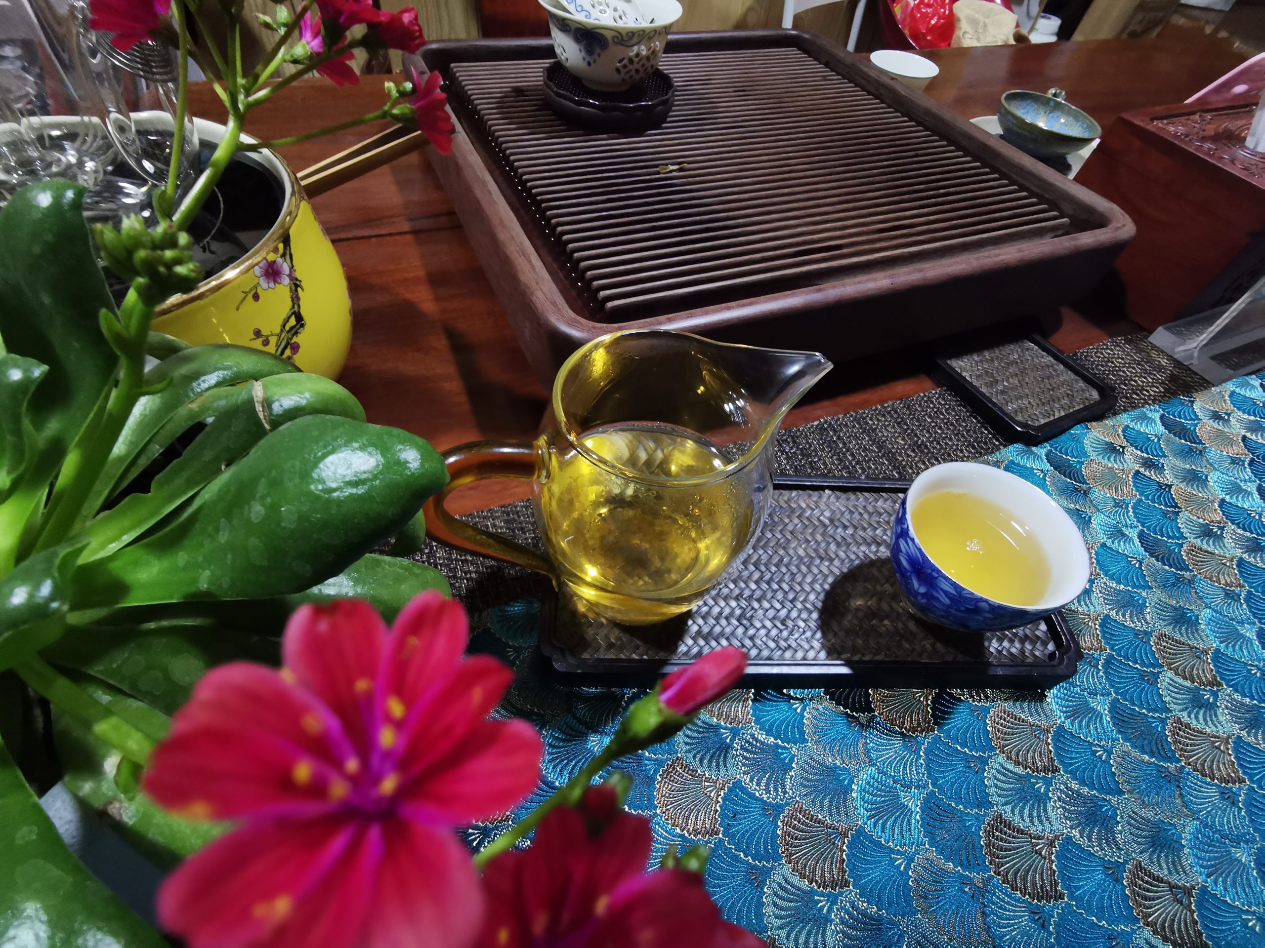 布朗山茶有哪些名山寨子？布朗山普洱茶特点！