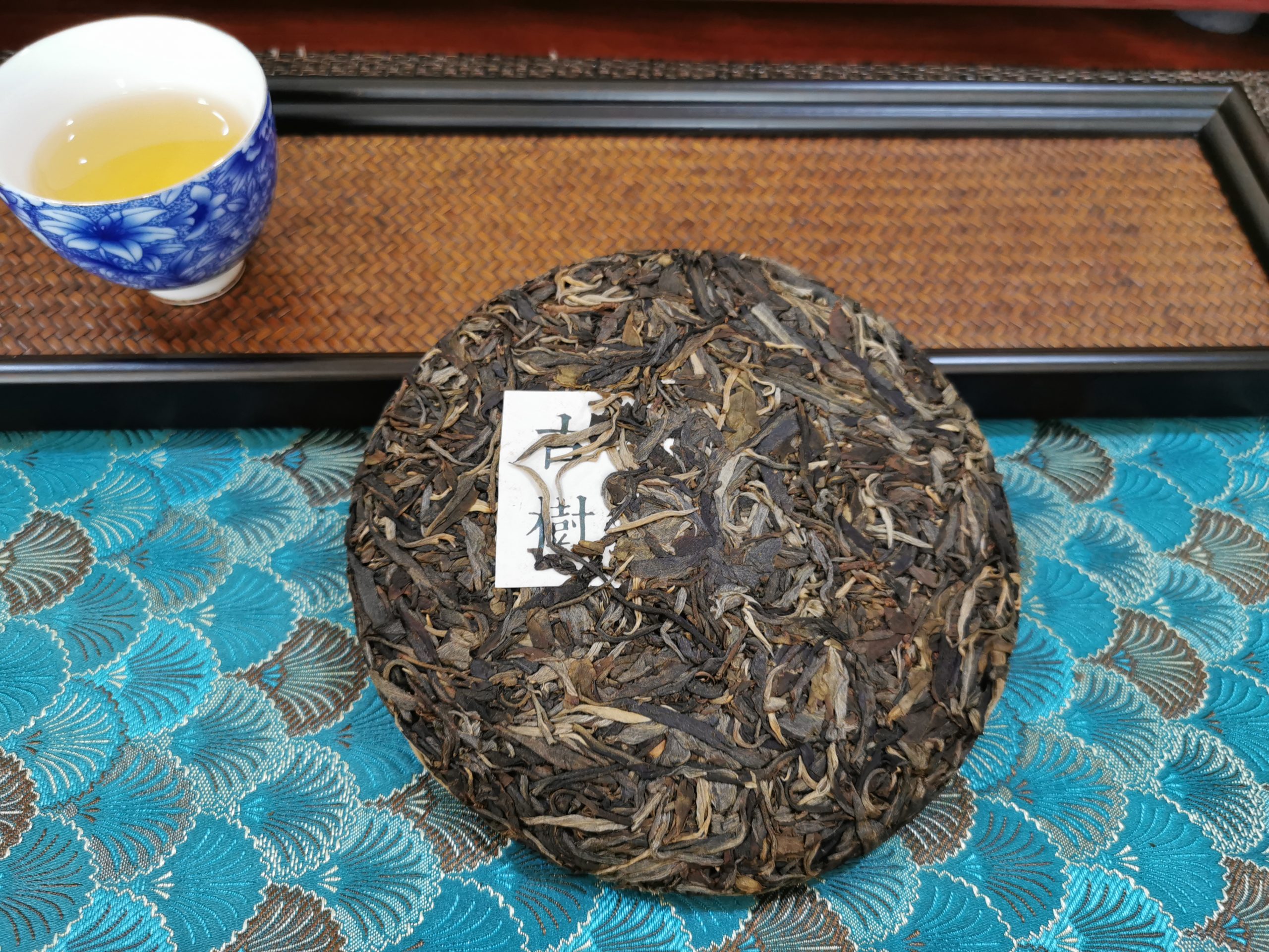 新制的普洱生茶不能长期喝？普洱生茶要存放10到15年才能喝？