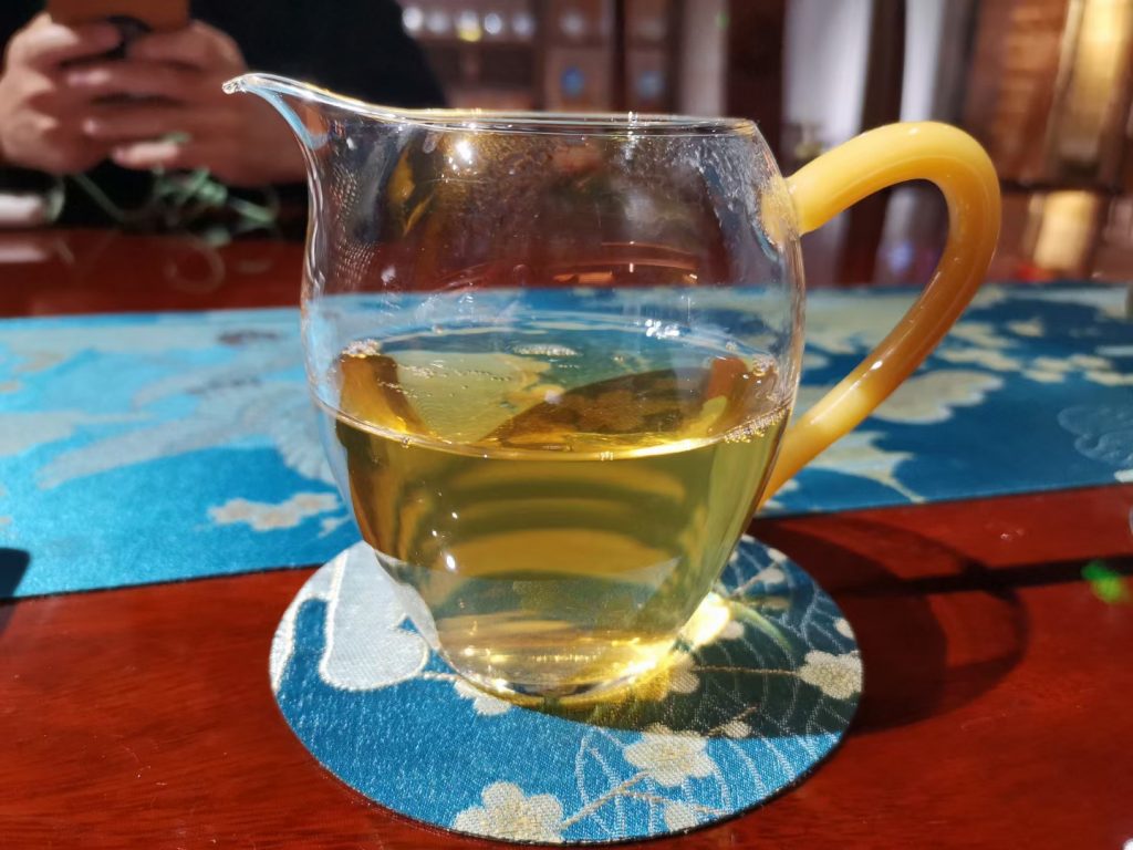 弯弓古树茶口感特点 – 茶中有茗