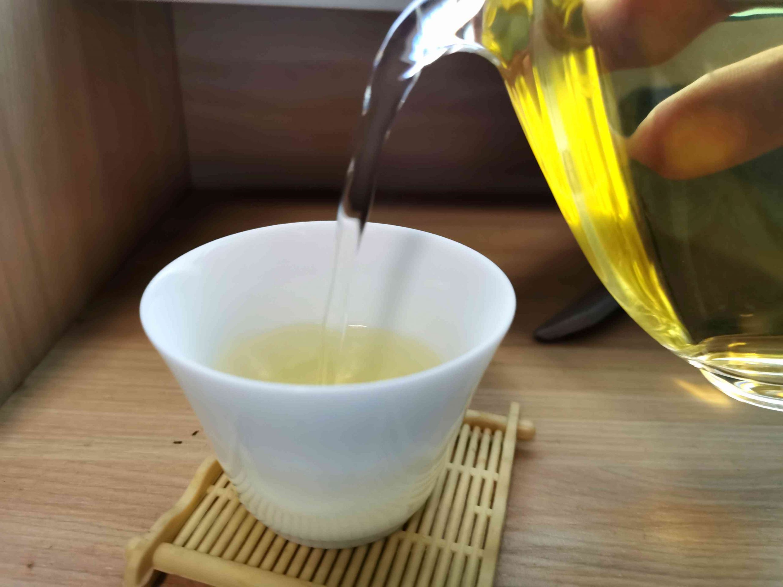 冰岛老寨普洱茶：茶中珍品