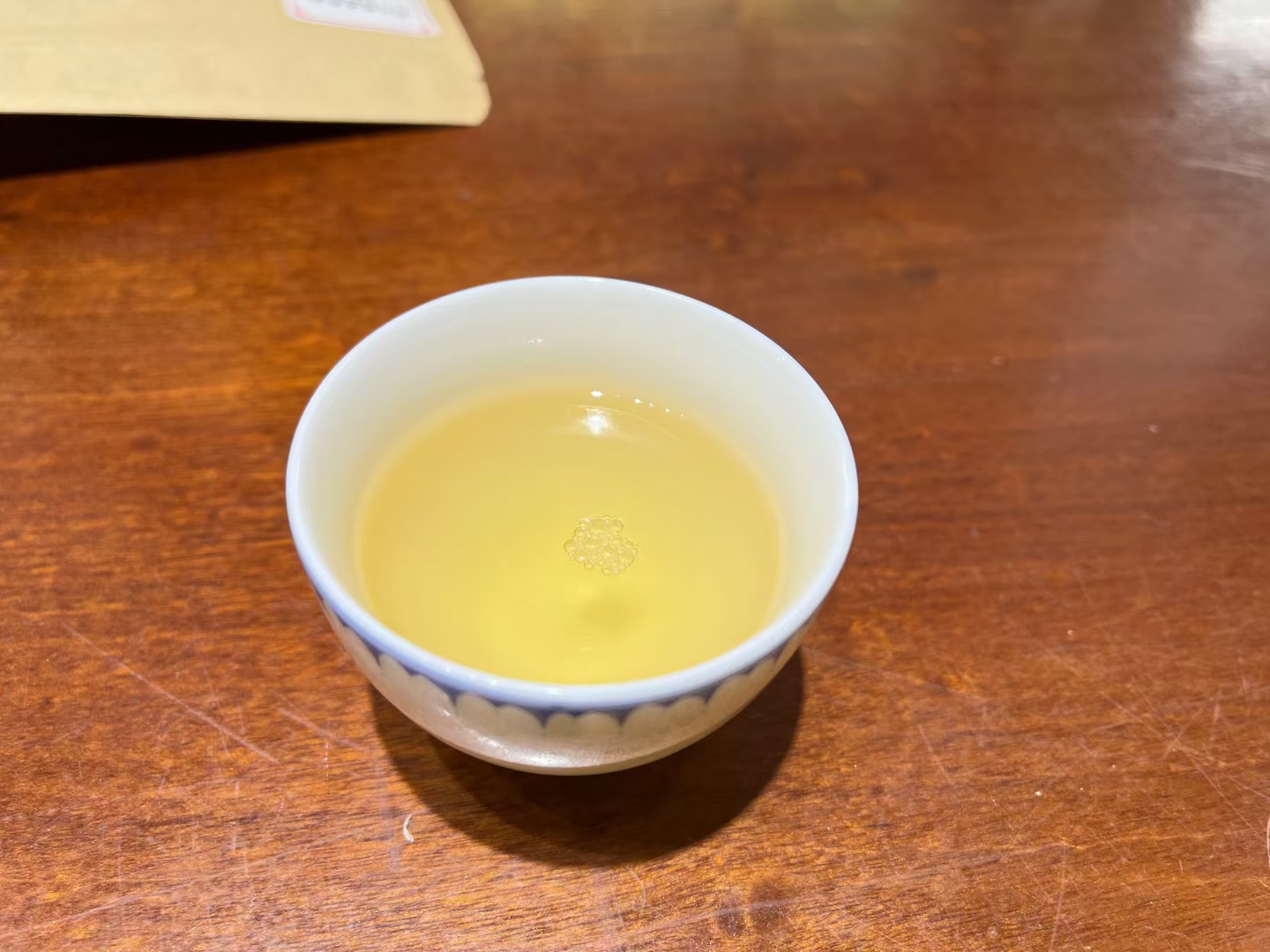 易武名山头之弯弓 – 茶中有茗